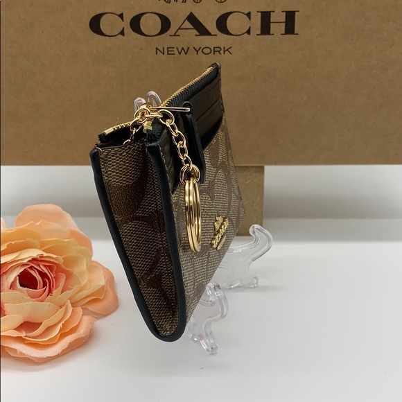 Mini Skinny Id Case In Signature Canvas - Picture 7 of 16